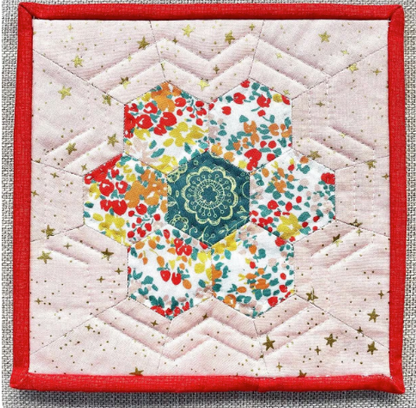Hexagon Mug Rug
