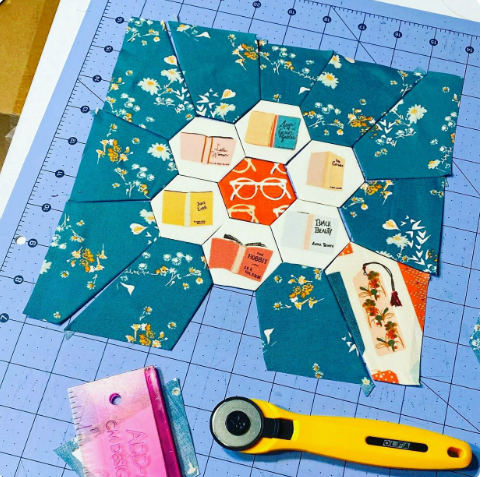 Hexagon Mug Rug